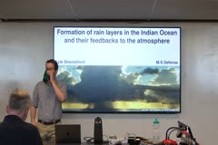 Formation of rain layers in the Indian Ocean and their feedbacks to atmospheric convection